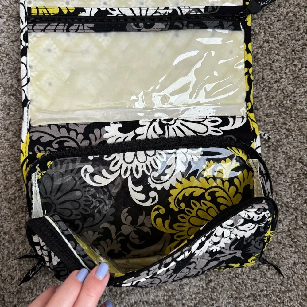 Vera Bradley Baroque Pattern Hanging Travel Bag - Picture 8 of 9